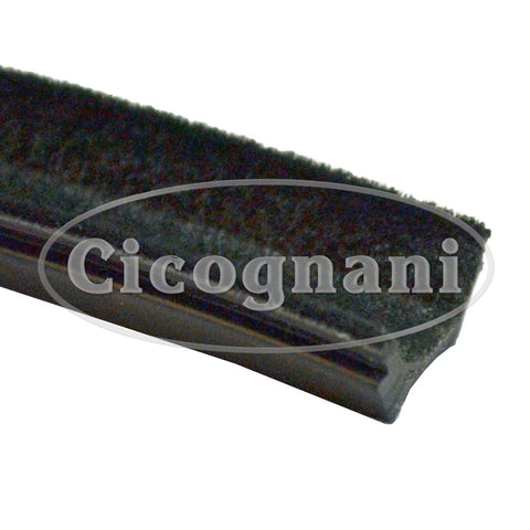 Fiat Nuova 500/500D LH/RH Glass Guide Channel, Front